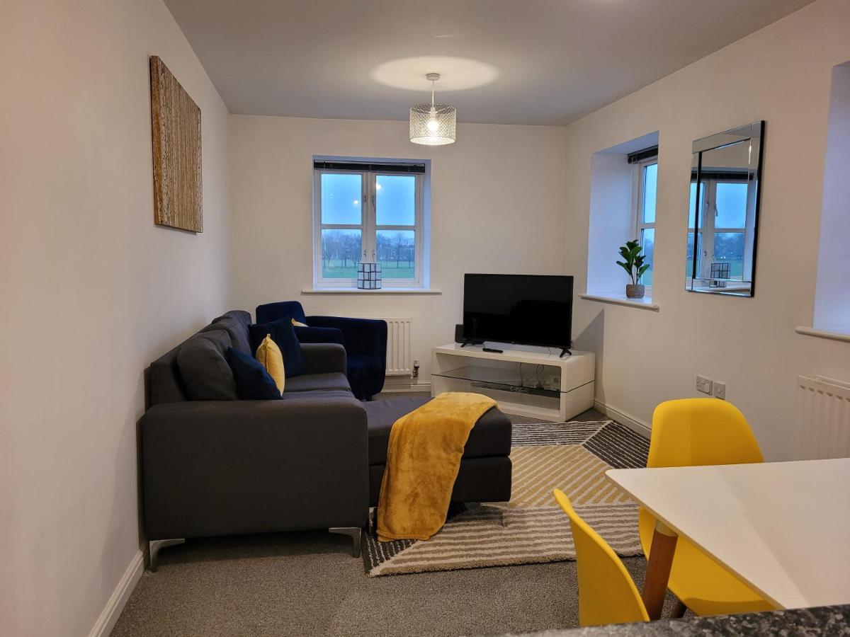 Catchpole Stays Abbey Field Apartment- A Lovely 2 Bed Apartment With Field Views Near Colchester Town Centre المظهر الخارجي الصورة